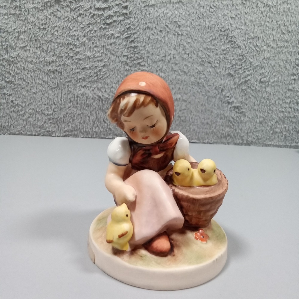 Goebel Hummel Chick Girl Figurine 57/0 West Germany Vintage Porcelain 3.5 inch